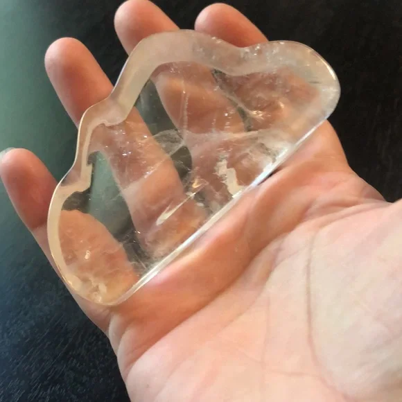 Quartz carved cloud mini bowl - Picture 12 of 15